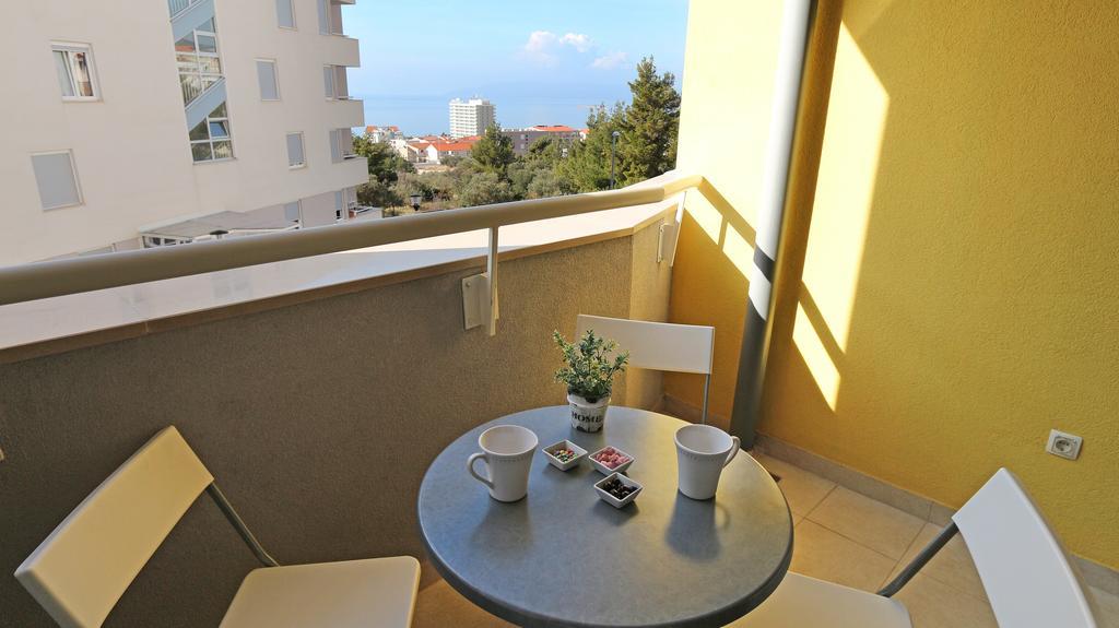 Antonijas Sunny Apartment Makarska Luaran gambar