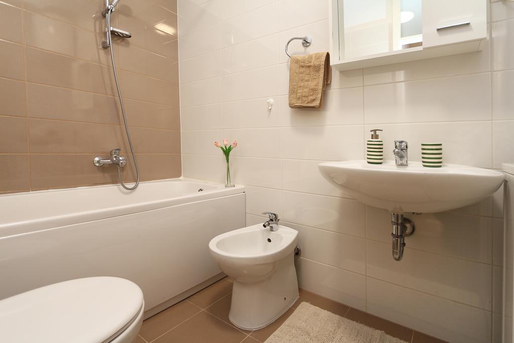 Antonijas Sunny Apartment Makarska Luaran gambar